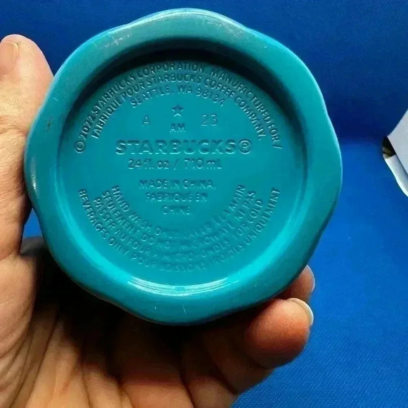 Starbucks Gradient Sunset Cold Cup (24 oz) Tumbler with Straw - Picture 3 of 3